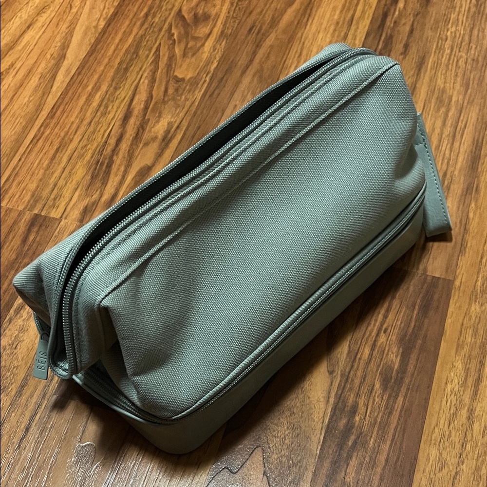 BEIS The Dopp Kit Toiletry Bag